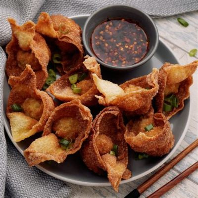  Wontons di Bozhou: Un connubio sfizioso tra ripieni succulenti e una salsa piccante che ti farà chiedere il bis!